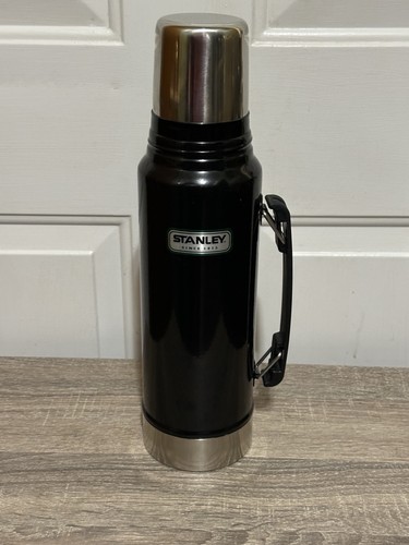 Stanley classic vacuum flask - classic,
